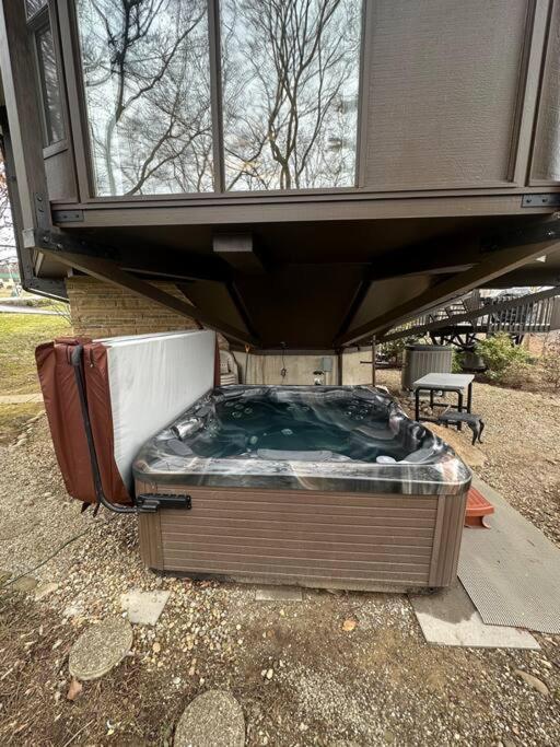 Вілла The Escape Pod Cheat Lake, Morgantown, Hot Tub, 2Bed, 2Bath Екстер'єр фото